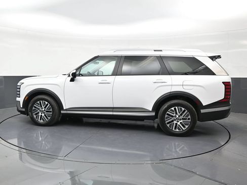 Used 2026 Hyundai Palisade SEL Premium FWD image 2