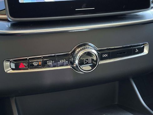 New 2026 Volvo XC90 T8 Ultra image 21