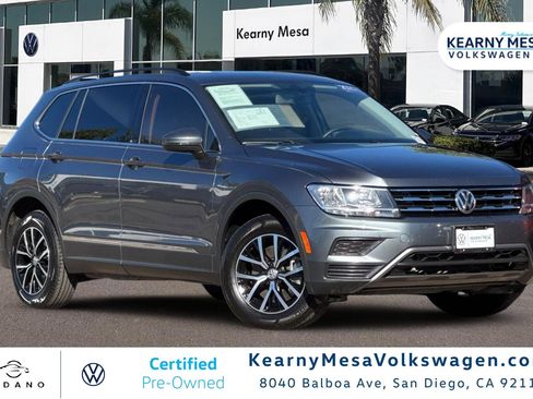 Used 2021 Volkswagen Tiguan SE image 1