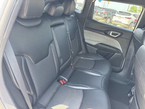 Used 2024 Jeep Compass Latitude AWD/4WD image 13
