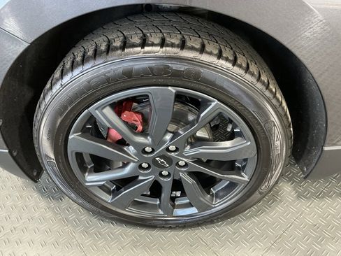 Used 2022 Chevrolet Equinox RS w/ RS Leather Package image 37