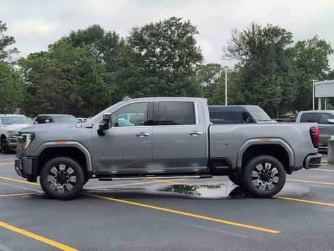 New 2026 GMC Sierra 2500 Denali w/ Denali Reserve Package AWD/4WD image 2