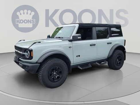 Used 2022 Ford Bronco Wildtrak AWD/4WD image 7