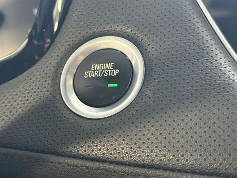 Used 2021 Cadillac XT5 Premium Luxury image 28