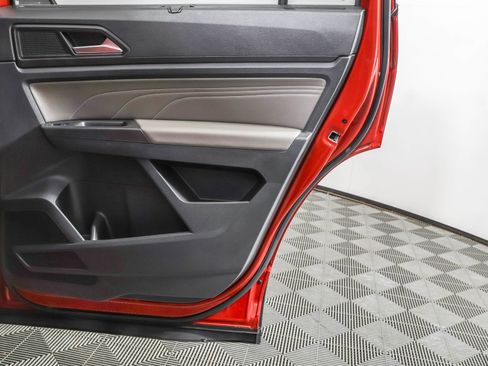 Certified 2022 Volkswagen Atlas SEL image 45