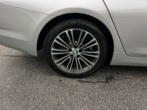 Used 2019 BMW 530i w/ Convenience Package image 36