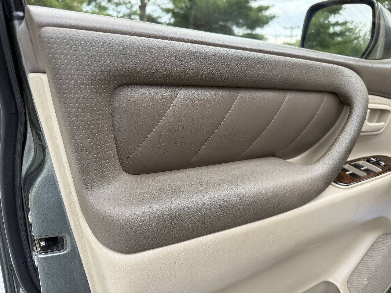 Used 2000 Toyota Land Cruiser AWD/4WD image 66