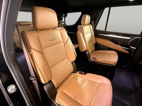 Certified 2025 Cadillac Escalade Premium Luxury w/ LPO, Floor Liner Package RWD image 19