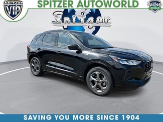 Used 2024 Ford Escape ST-Line w/ Tech Pack #1 AWD/4WD video 2