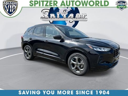 Used 2024 Ford Escape ST-Line w/ Tech Pack #1 AWD/4WD image 2