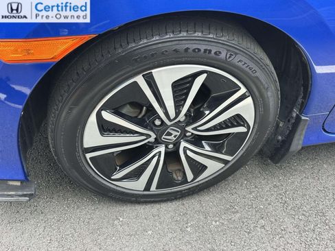 Used 2017 Honda Civic EX-T image 4