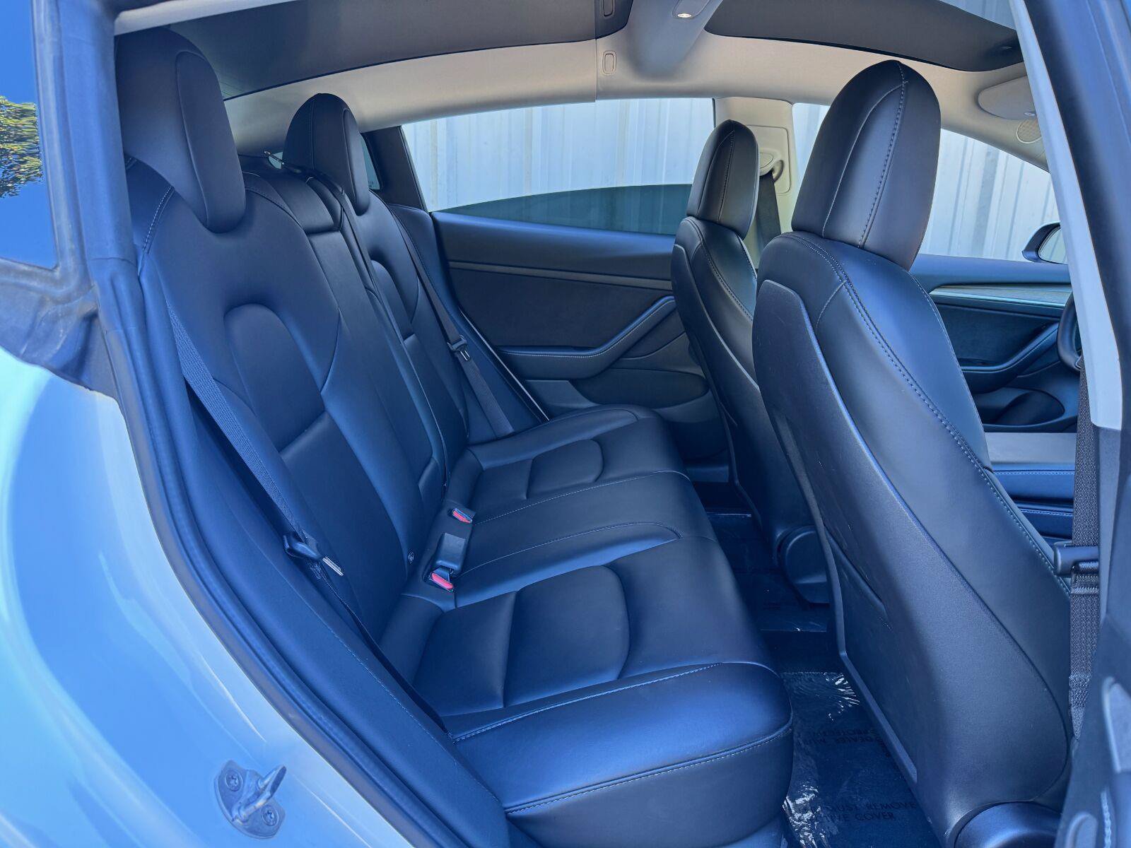 Used 2022 Tesla Model 3 Long Range AWD/4WD image 41