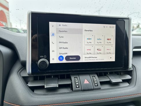 Used 2024 Toyota RAV4 Adventure image 8