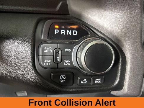 Used 2025 RAM 1500 Big Horn AWD/4WD image 17