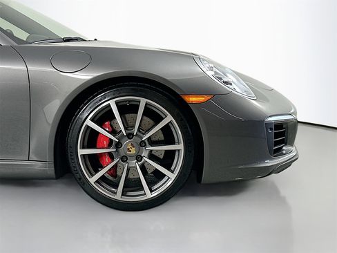 Certified 2019 Porsche 911 Carrera S image 17