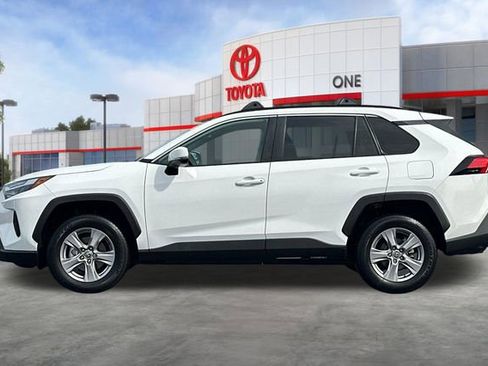 Certified 2025 Toyota RAV4 XLE AWD/4WD image 9