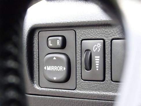 Used 2016 Toyota 4Runner TRD Pro AWD/4WD image 19