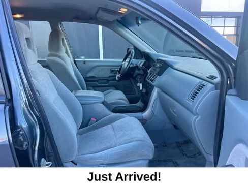 Used 2004 Honda Pilot LX image 26