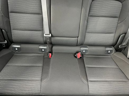 Used 2025 Chevrolet Equinox LT image 39