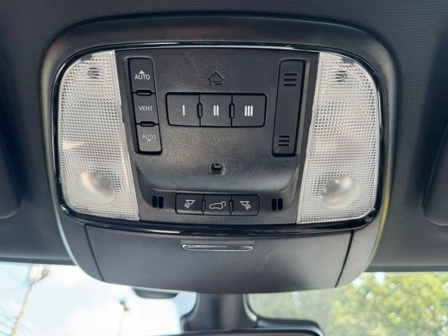 Used 2024 Dodge Durango GT AWD/4WD image 30