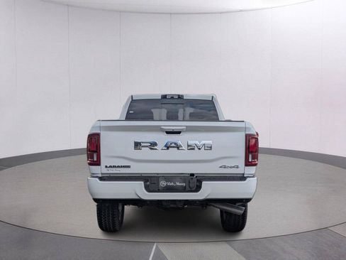 New 2026 RAM 2500 Laramie w/ Sport Appearance Package AWD/4WD image 4