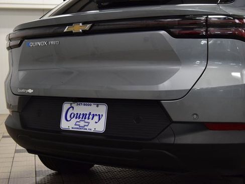 New 2026 Chevrolet Equinox EV LT image 21