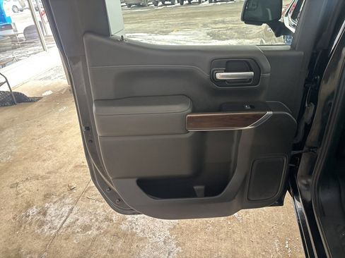 Used 2019 GMC Sierra 1500 SLT image 21