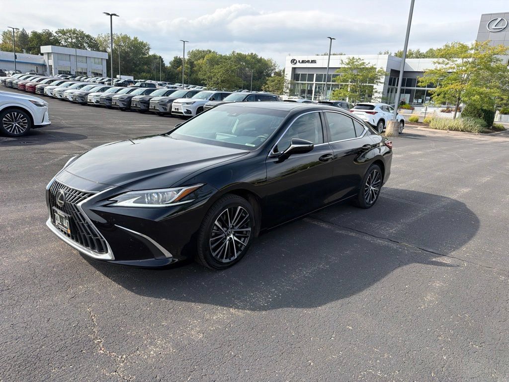 Used 2024 Lexus ES 250 w/ Premium Package AWD/4WD image 6