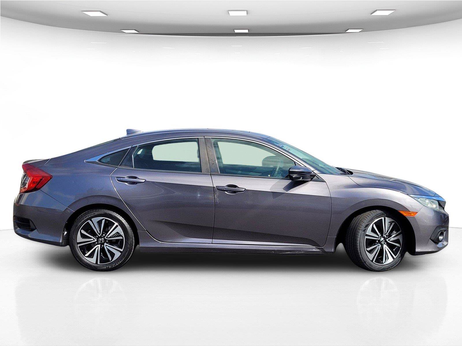 Used 2016 Honda Civic EX-T image 5