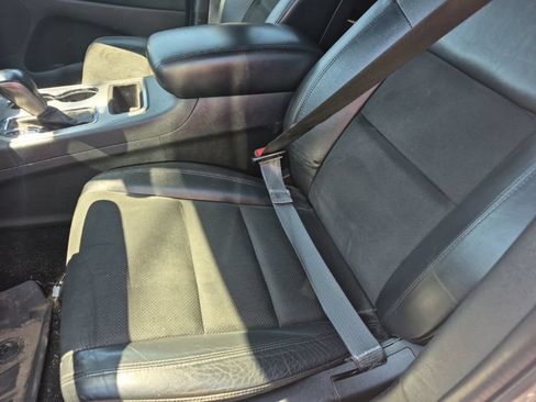 Used 2021 Jeep Grand Cherokee Laredo X AWD/4WD image 11
