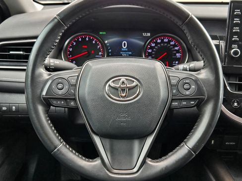 Used 2022 Toyota Camry XSE FWD image 20