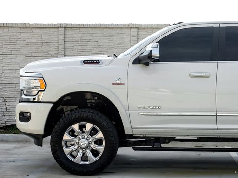 Used 2020 RAM 2500 Limited AWD/4WD image 16