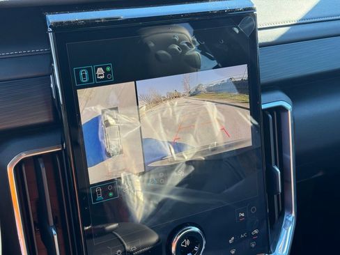 New 2026 GMC Acadia Elevation w/ Elevation Premium Package image 33