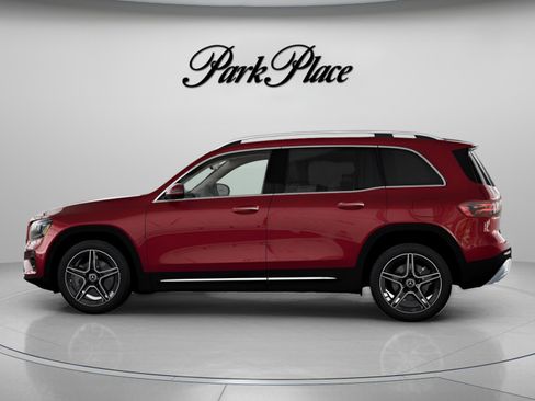 Used 2026 Mercedes-Benz GLB 250 image 8