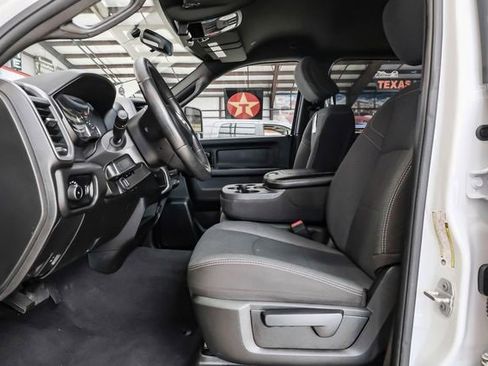 Used 2024 RAM 3500 Tradesman w/ Chrome Appearance Group image 6