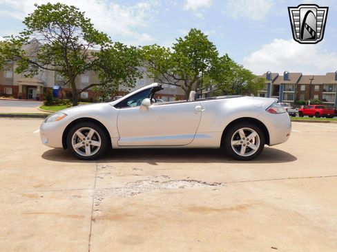 Used 2007 Mitsubishi Eclipse GS image 3