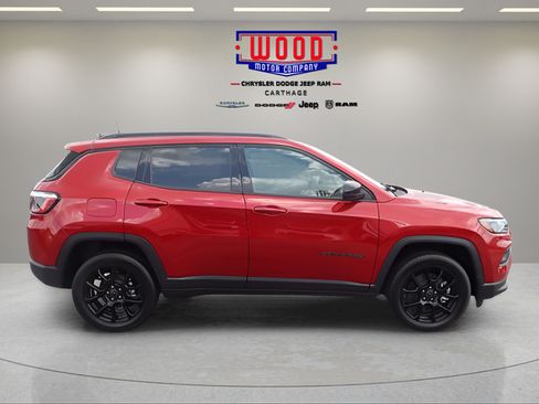 New 2026 Jeep Compass Latitude AWD/4WD image 2