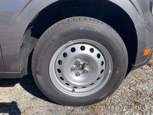 New 2025 Ford Maverick XL image 25