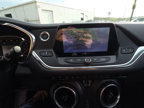 Used 2020 Chevrolet Blazer LT image 10