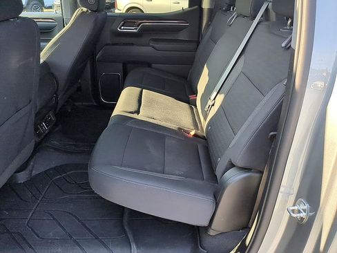 Used 2023 Chevrolet Silverado 1500 LT AWD/4WD image 28