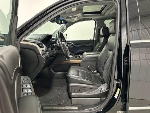 Used 2020 GMC Yukon XL Denali w/ Open Road Package AWD/4WD image 4