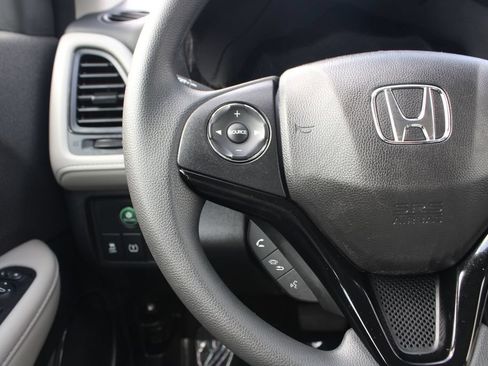 Certified 2019 Honda HR-V LX image 21