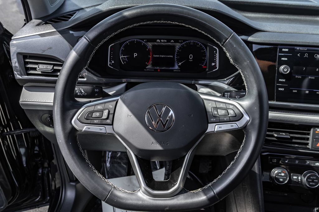 Certified 2023 Volkswagen Taos SEL AWD/4WD image 23