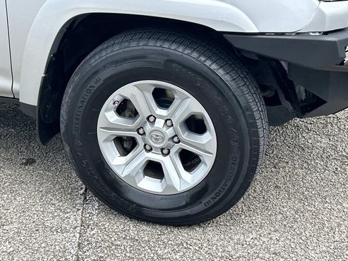 Used 2021 Toyota 4Runner SR5 RWD image 9
