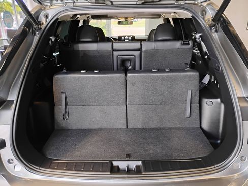 Used 2023 Mitsubishi Outlander SEL image 47