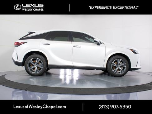 Used 2025 Lexus RX 350 FWD w/ Accessory Package image 4