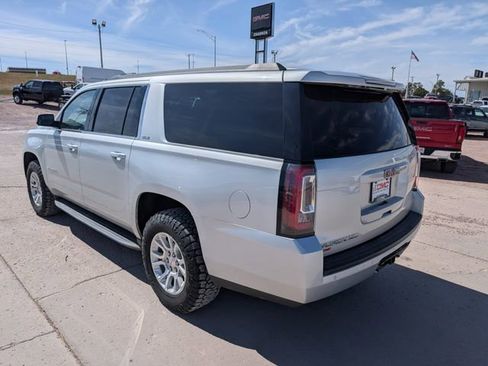 Used 2015 GMC Yukon XL SLE w/ Convenience Package AWD/4WD image 11