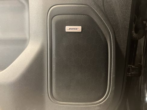 Used 2021 GMC Sierra 2500 AT4 w/ AT4 Preferred Package image 12