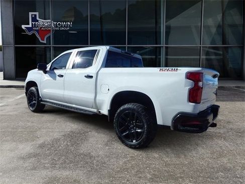 Used 2024 Chevrolet Silverado 1500 LT Trail Boss w/ LT Trail Boss Premium Package image 6