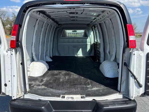 Used 2021 Chevrolet Express 2500 Extended w/ Driver Convenience Package image 12